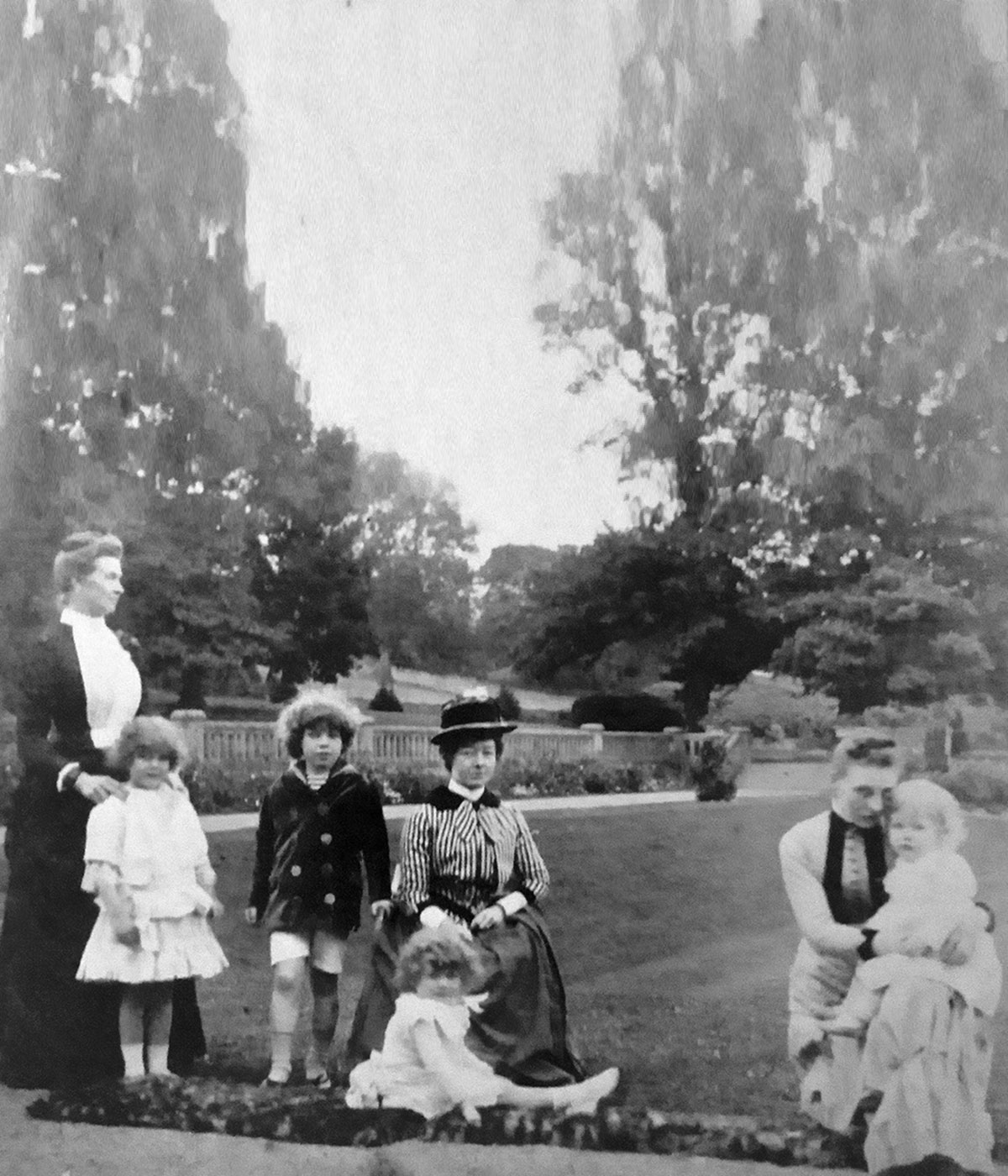 McLaren family party on the grass