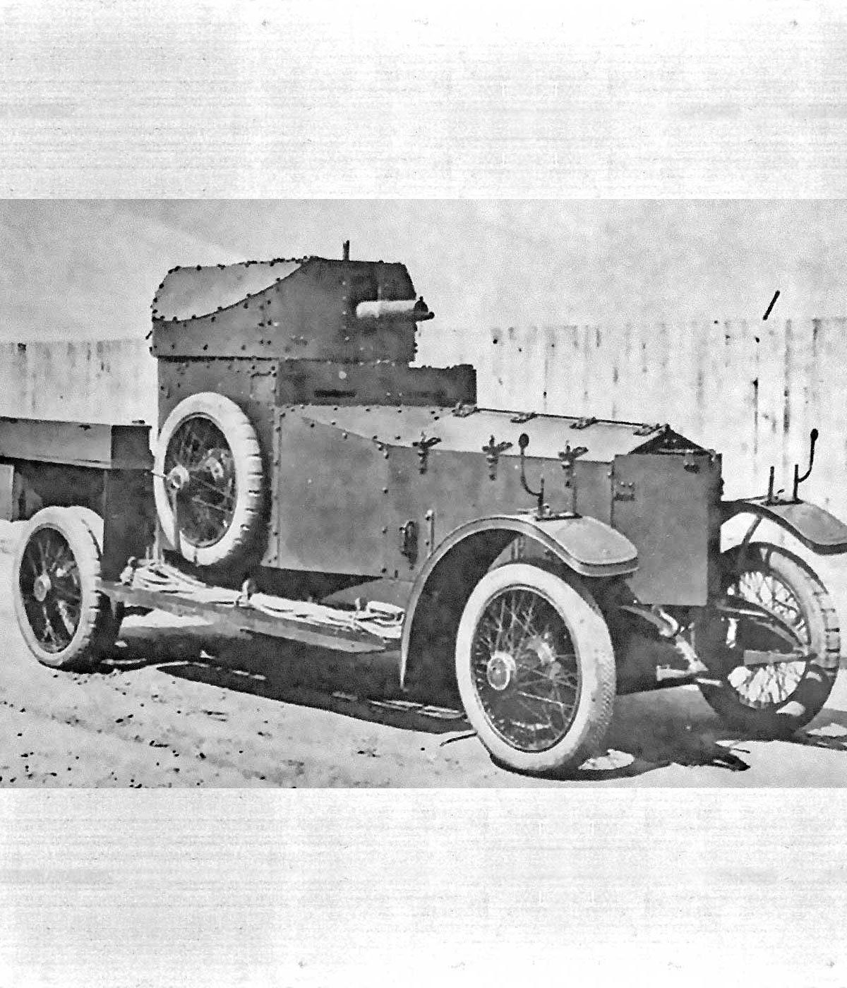 Armoured car in Gallipoli